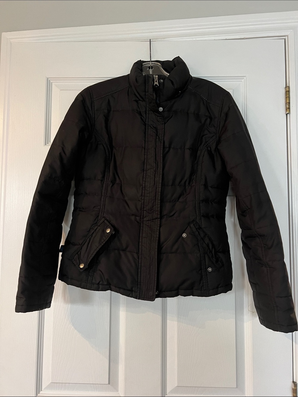 Women's Black Quilted Puffer Jacket with Snap Pockets